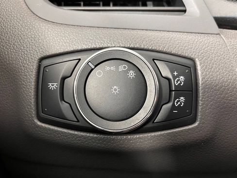 Used 2014 Ford Edge SE w/ Equipment Group 101A AWD/4WD image 29