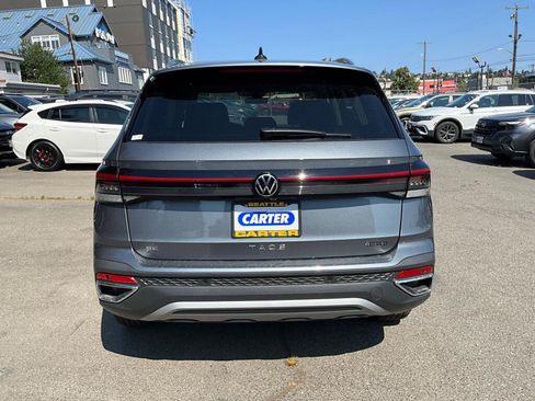 New 2026 Volkswagen Taos SE AWD/4WD image 7