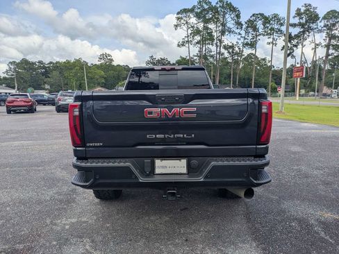 Used 2024 GMC Sierra 2500 Denali w/ Denali Reserve Package AWD/4WD image 6