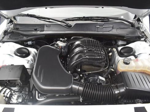 Used 2023 Dodge Challenger SXT image 29