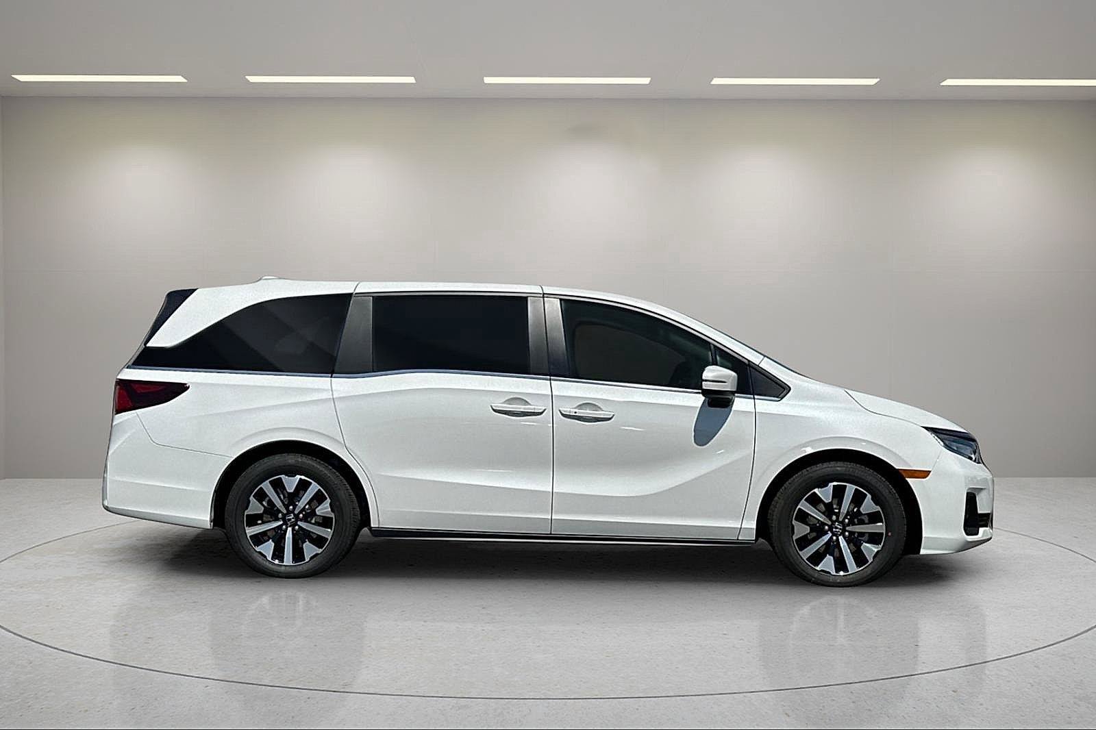 New 2026 Honda Odyssey EX-L image 6