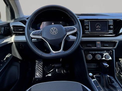 Used 2023 Volkswagen Taos S FWD image 8