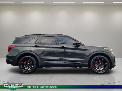 Used 2023 Ford Explorer ST w/ Equipment Group 401A AWD/4WD image 2