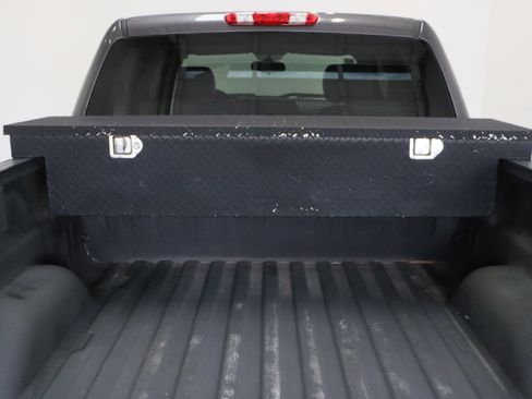 Used 2011 GMC Sierra 1500 SLE w/ Texas Edition RWD image 9
