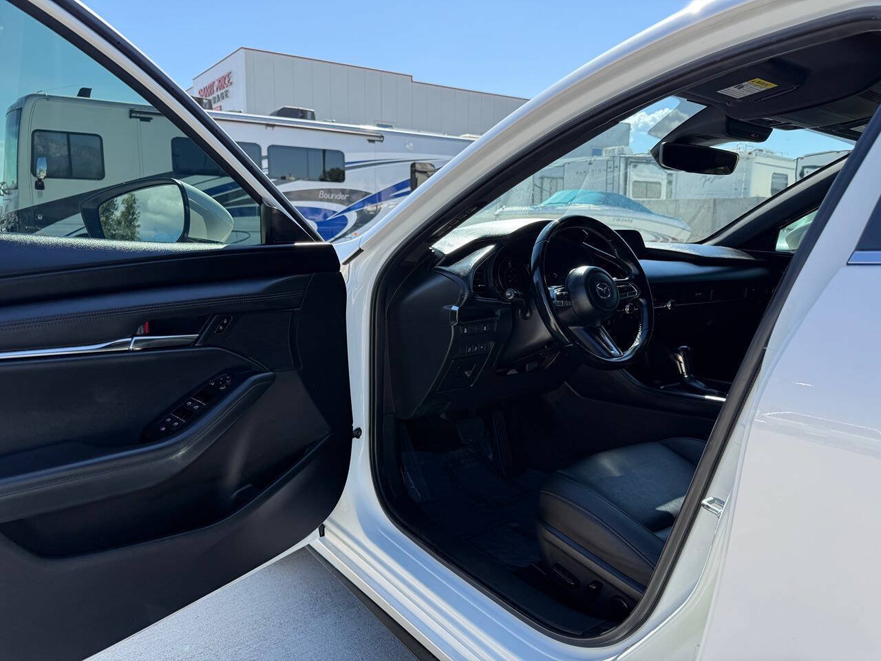 Used 2022 MAZDA MAZDA3 s FWD image 14