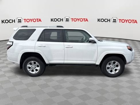 Used 2024 Toyota 4Runner SR5 Premium image 8