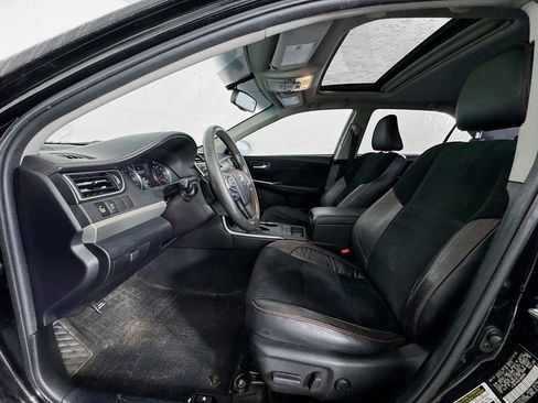 Used 2015 Toyota Camry XSE image 15