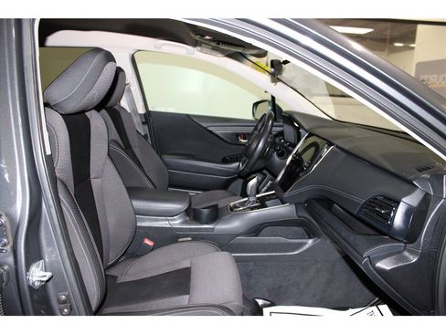 Used 2022 Subaru Outback Premium image 22