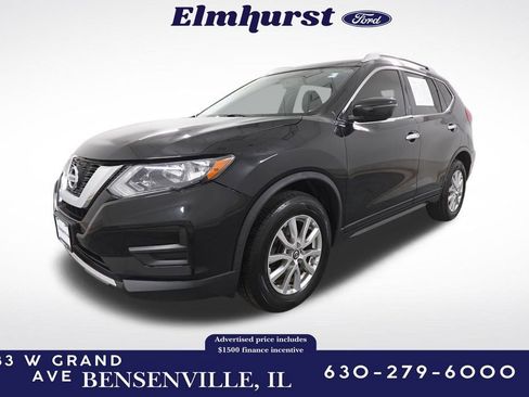 Used 2017 Nissan Rogue SV image 1