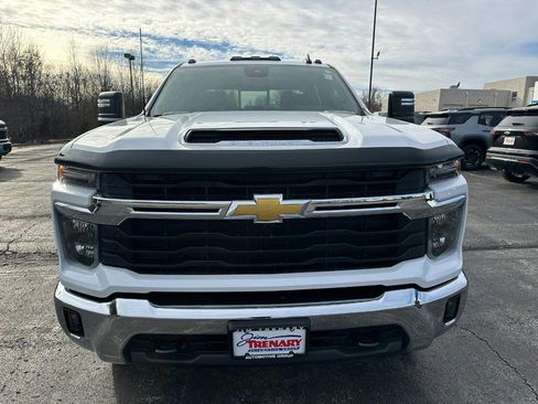 Used 2024 Chevrolet Silverado 2500 LT w/ All Star Edition image 9
