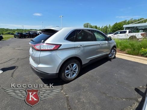 Used 2018 Ford Edge SEL w/ Equipment Group 201A AWD/4WD image 8