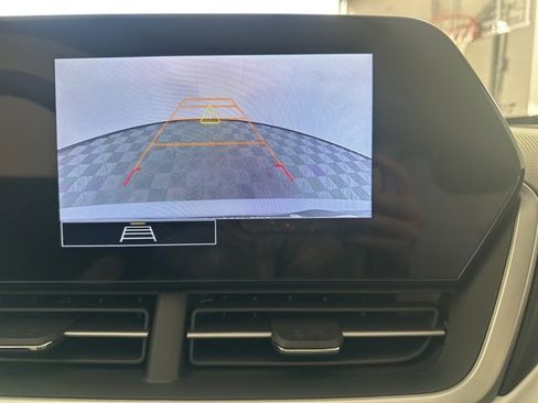 New 2026 Chevrolet Trax RS w/ Sunroof Package image 28