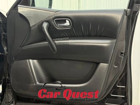 Used 2022 Nissan Armada SV AWD/4WD image 21