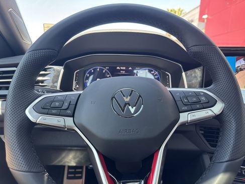 New 2026 Volkswagen Jetta GLI Autobahn FWD image 31