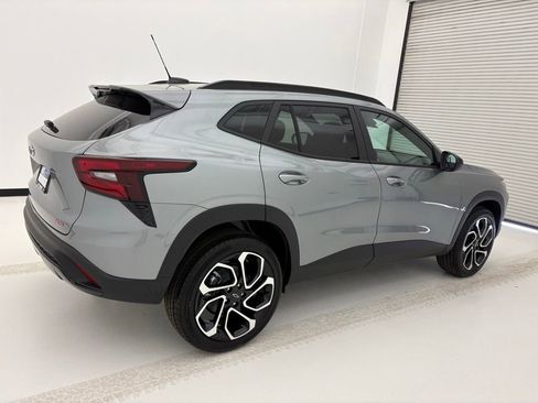 New 2026 Chevrolet Trax RS FWD image 19