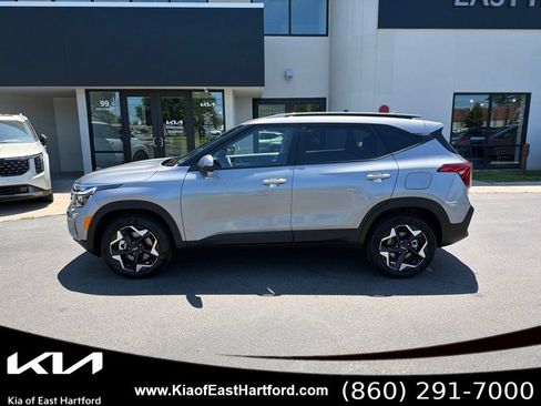 Used 2026 Kia Seltos S AWD/4WD image 2