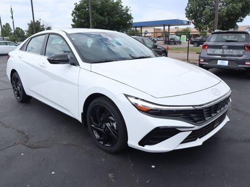 New 2026 Hyundai Elantra SEL Sport Premium FWD image 1