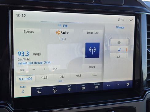 Used 2022 Ford F350 Lariat w/ Chrome Package image 28