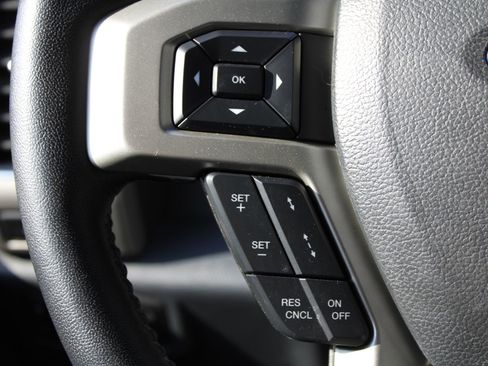 Used 2022 Ford F350 Lariat w/ Tremor Off-Road Package image 13