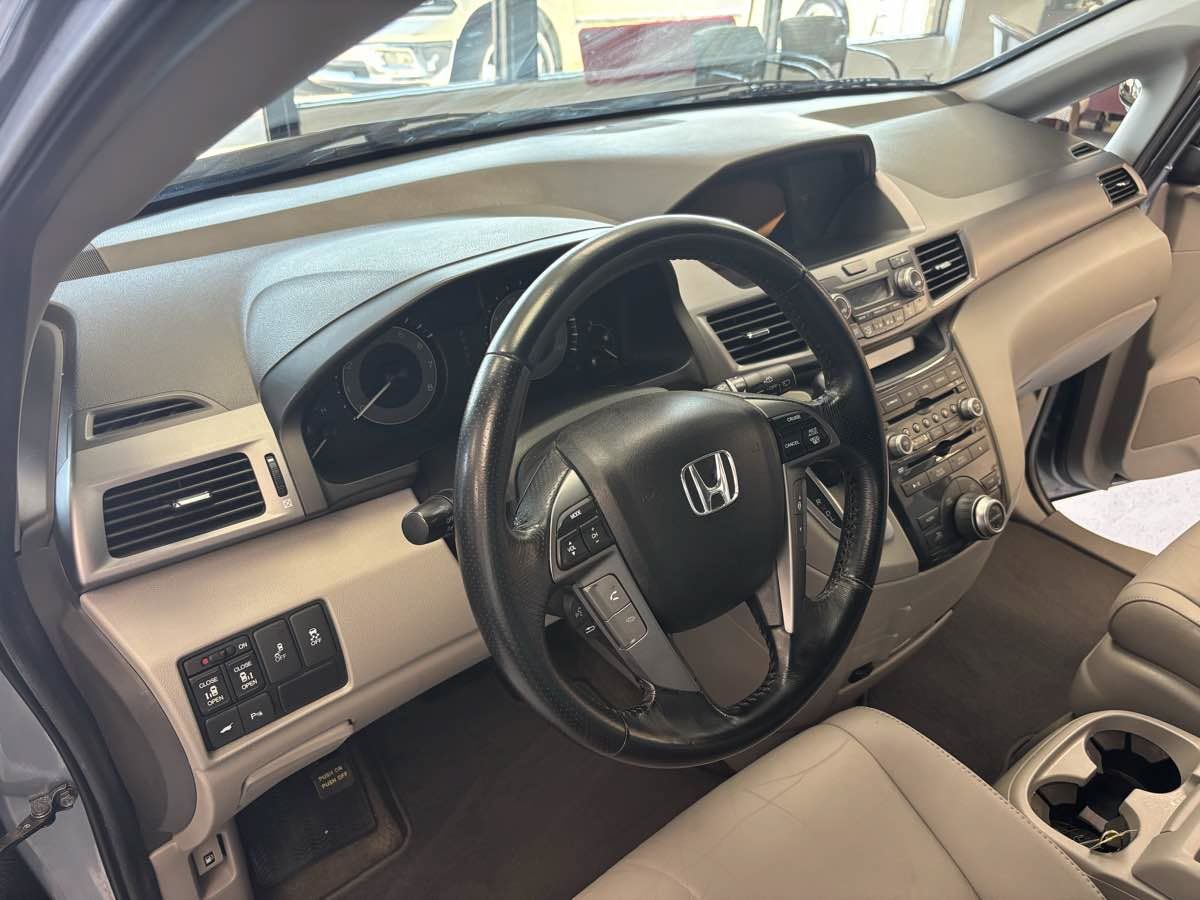 Used 2012 Honda Odyssey Touring image 14