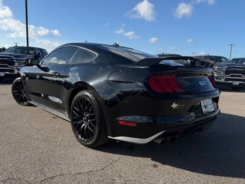 Used 2021 Ford Mustang GT Premium w/ GT Performance Package RWD image 9