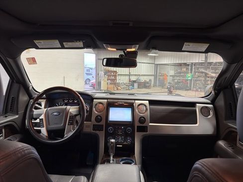 Used 2014 Ford F150 Platinum image 21