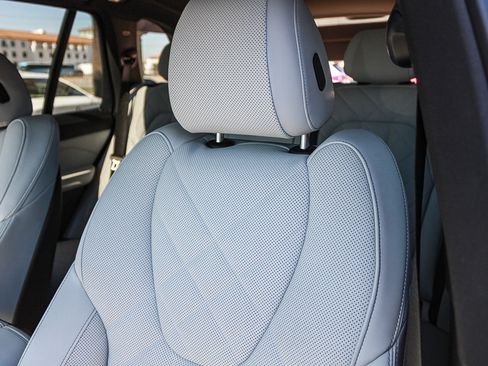 Used 2024 BMW X5 sDrive40i w/ Premium Package RWD image 25