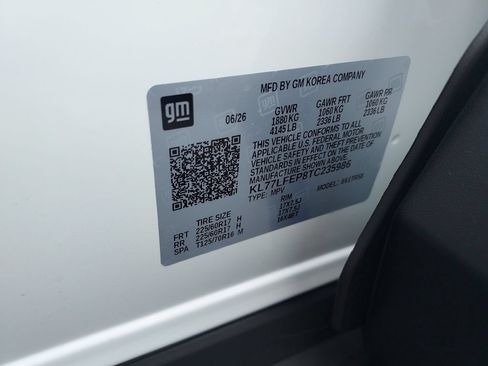 New 2026 Chevrolet Trax LS w/ LS Convenience Package FWD image 23