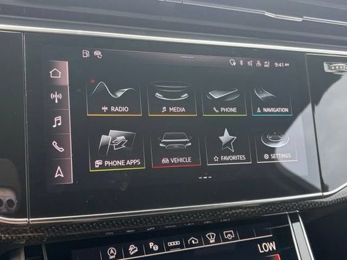 Used 2023 Audi SQ7 Prestige w/ Prestige Package AWD/4WD image 9