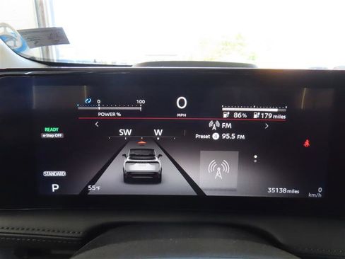 Used 2024 Nissan Ariya AWD image 21