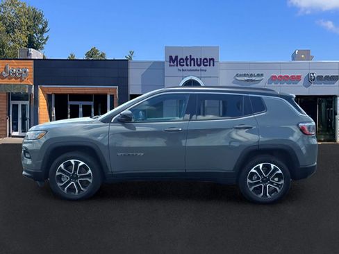 Used 2024 Jeep Compass Limited AWD/4WD image 6