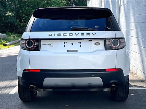 Used 2019 Land Rover Discovery Sport HSE AWD/4WD image 9