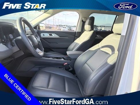 Used 2025 Ford Explorer Active w/ Active Comfort Package RWD image 10