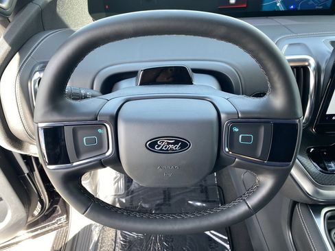 New 2026 Ford Expedition Max Platinum image 35