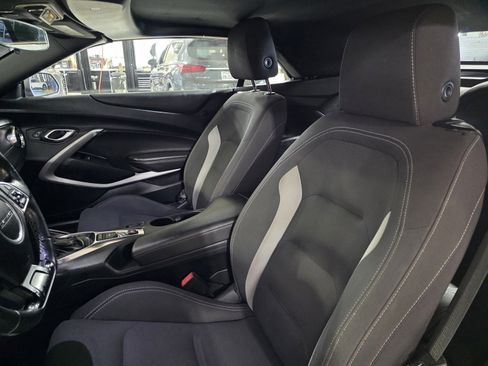 Used 2020 Chevrolet Camaro LT image 20