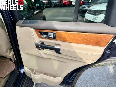 Used 2015 Land Rover LR4 HSE AWD/4WD image 33