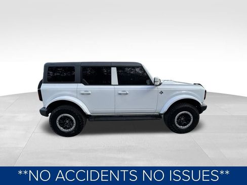 Used 2024 Ford Bronco Outer Banks w/ Sasquatch Package image 3