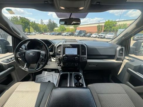Used 2017 Ford F150 XLT w/ Equipment Group 302A Luxury AWD/4WD image 18