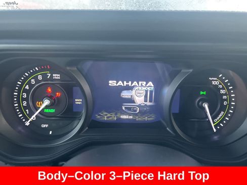 Used 2025 Jeep Wrangler Sahara w/ Safety Group image 24