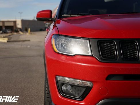 Used 2020 Jeep Compass Latitude image 4