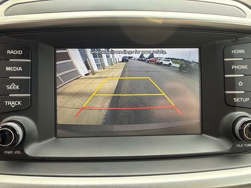Used 2019 Kia Sorento AWD V6 image 15