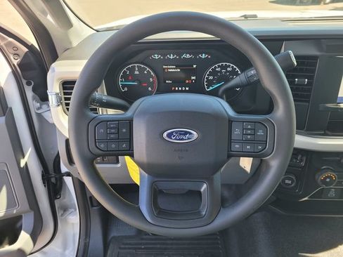New 2026 Ford F350 XL w/ XL Chrome Package RWD image 9