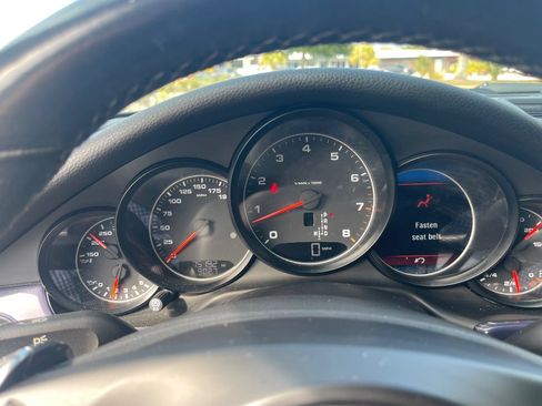 Used 2011 Porsche Panamera image 12