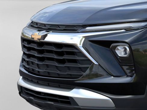 New 2026 Chevrolet TrailBlazer LT w/ Convenience Package FWD image 15