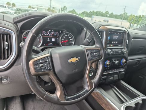 Used 2019 Chevrolet Silverado 1500 High Country w/ Trailer Camera Package AWD/4WD image 33