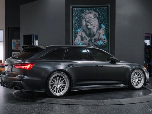 Used 2022 Audi RS 6 image 40