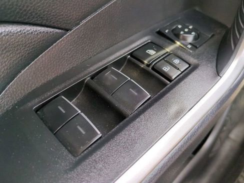 Used 2025 Toyota RAV4 XLE image 22