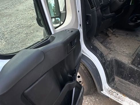 Used 2018 RAM ProMaster 3500 w/ Mopar Trailer Tow Group FWD image 10
