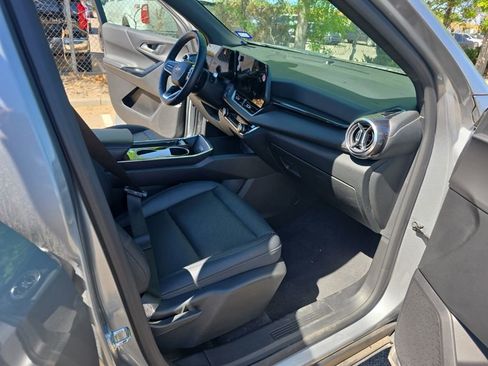 Certified 2025 Chevrolet Equinox LT w/ Convenience Package II image 7