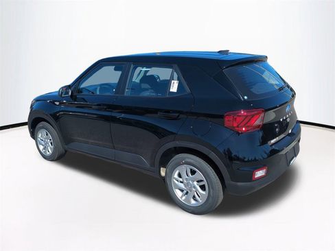 New 2026 Hyundai Venue SE image 7